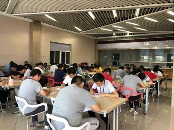 2019年中“研發(fā)知識(shí)競(jìng)賽”